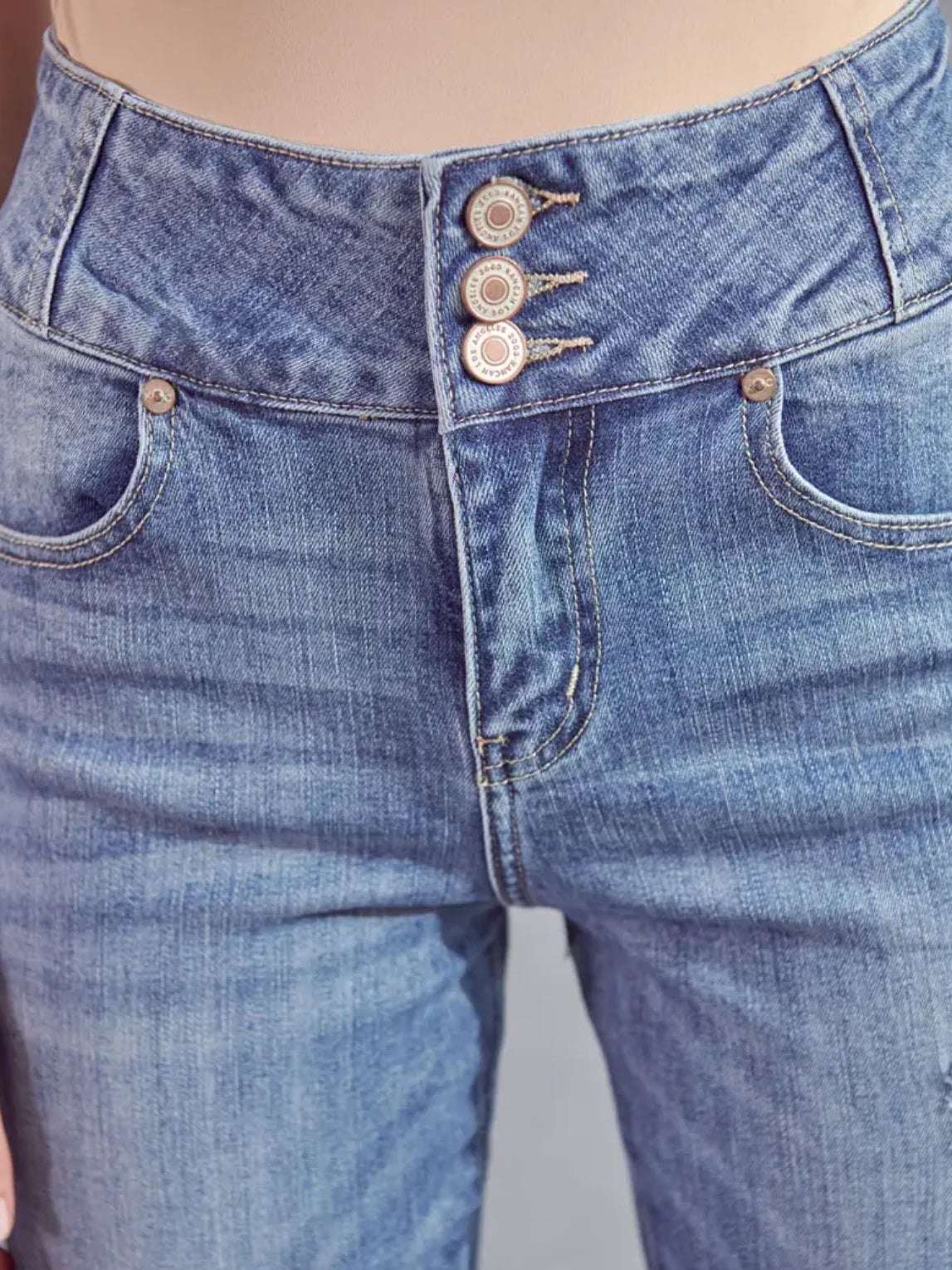 Miranda Triple Button Kancan Jeans