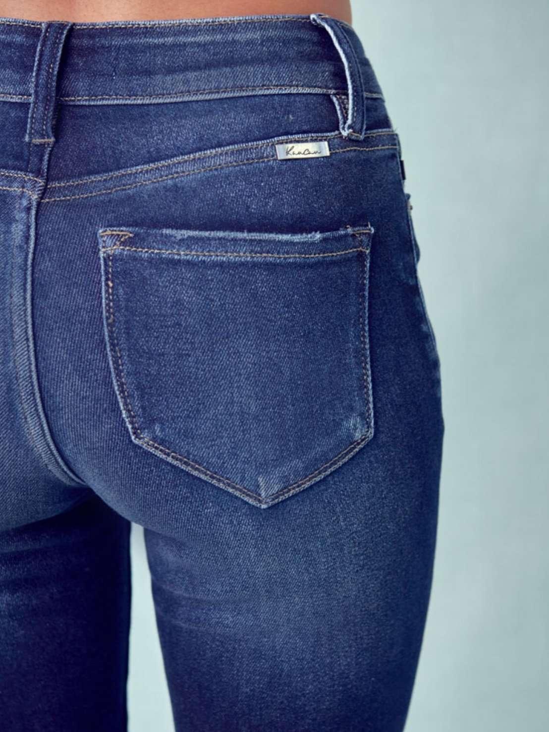 The Ankle Skinny Jeans {dark}